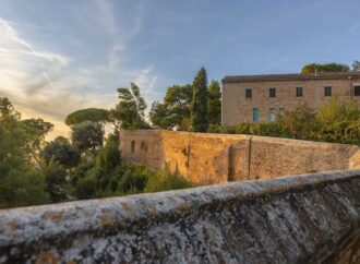 Profumi dei fiori e aromi di erbe spontanee, sull’Ermo Colle