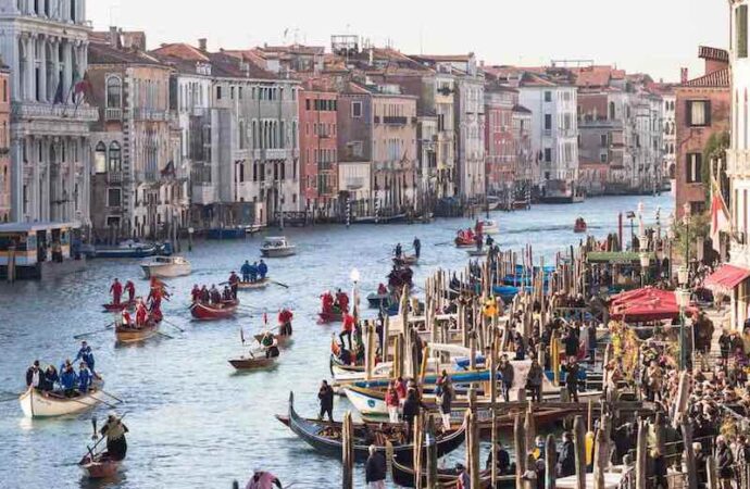 Venezia dal Ponte di Rialto, un puzzle in 60.557 pezzi